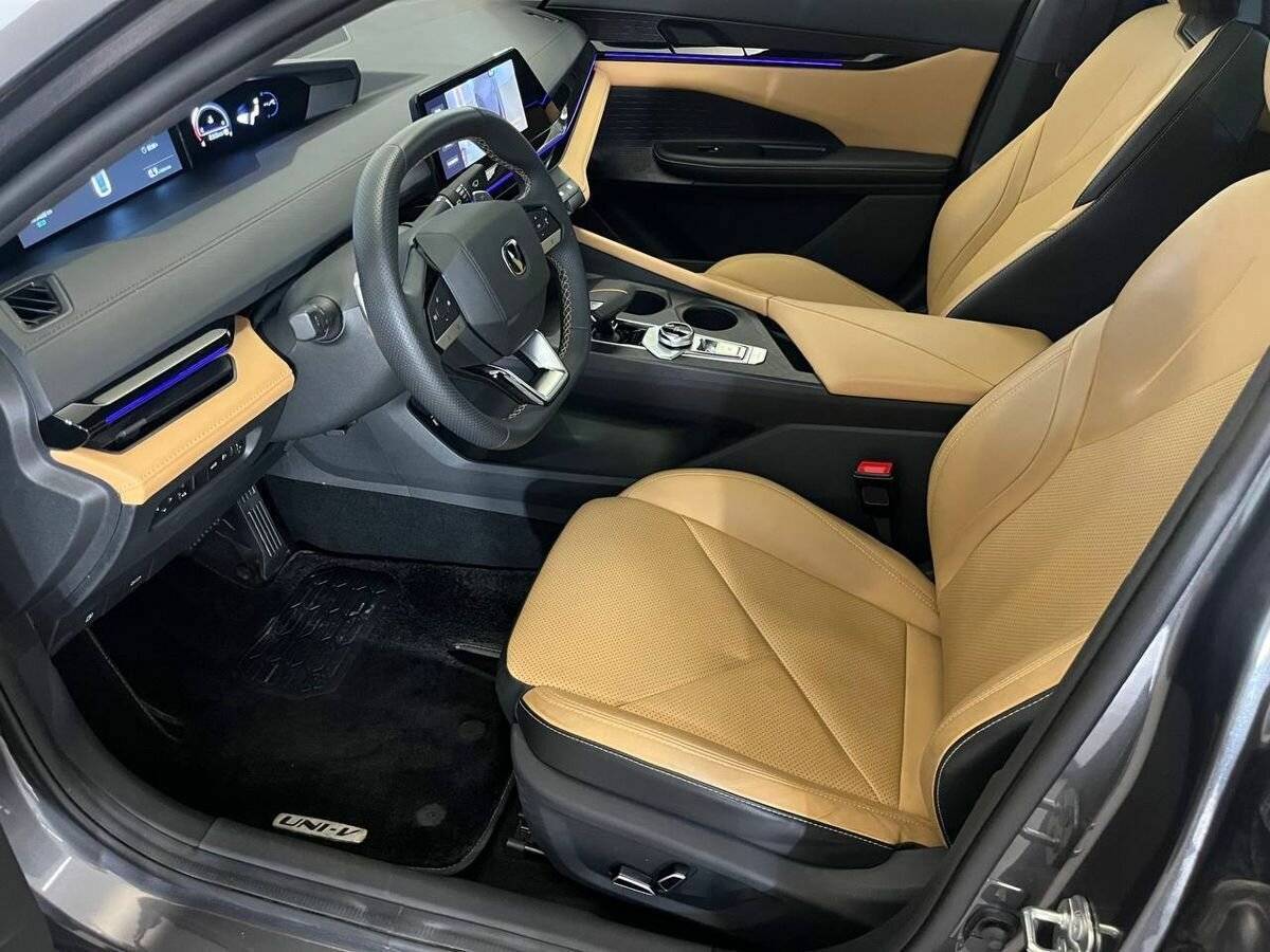 Купить Changan UNI-V с пробегом. Фото: #10