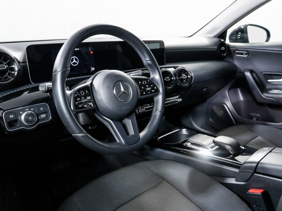 Купить Mercedes-Benz A-Класс с пробегом. Фото: #10
