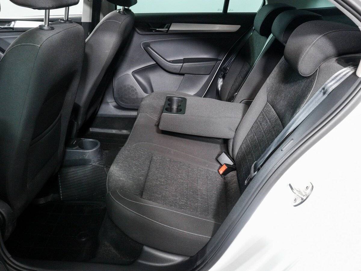 Продажа Б/У Шкода Рапид. Фото: #9