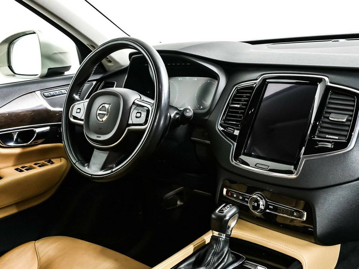 Купить Volvo XC90 с пробегом. Фото: #8