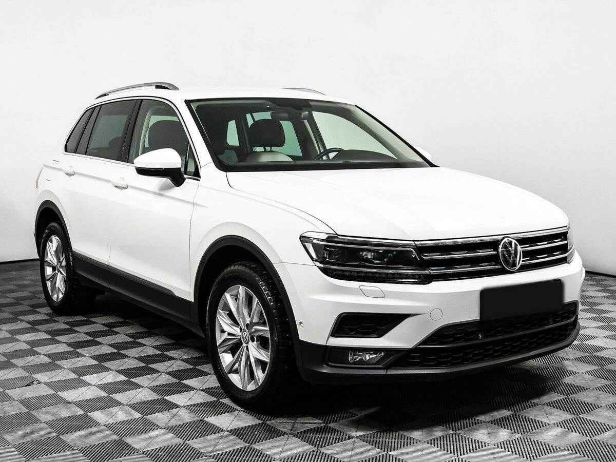 Купить Volkswagen Tiguan с пробегом. Фото: #2