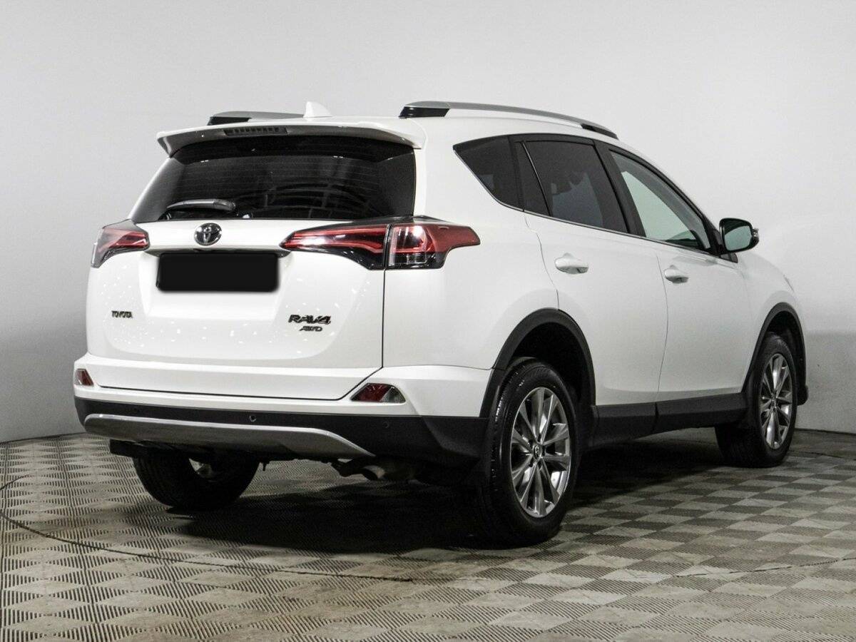 Купить Toyota RAV4 с пробегом. Фото: #4