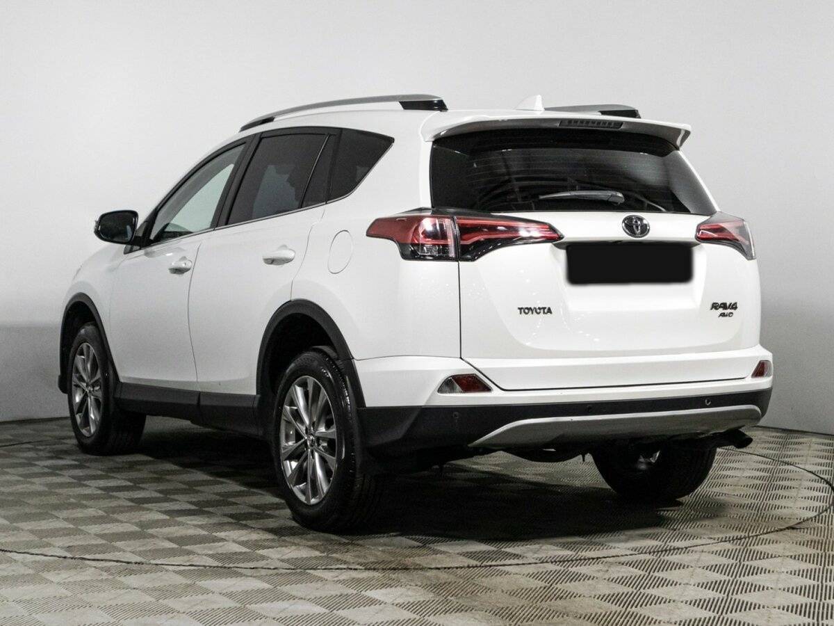 Купить Toyota RAV4 с пробегом. Фото: #6