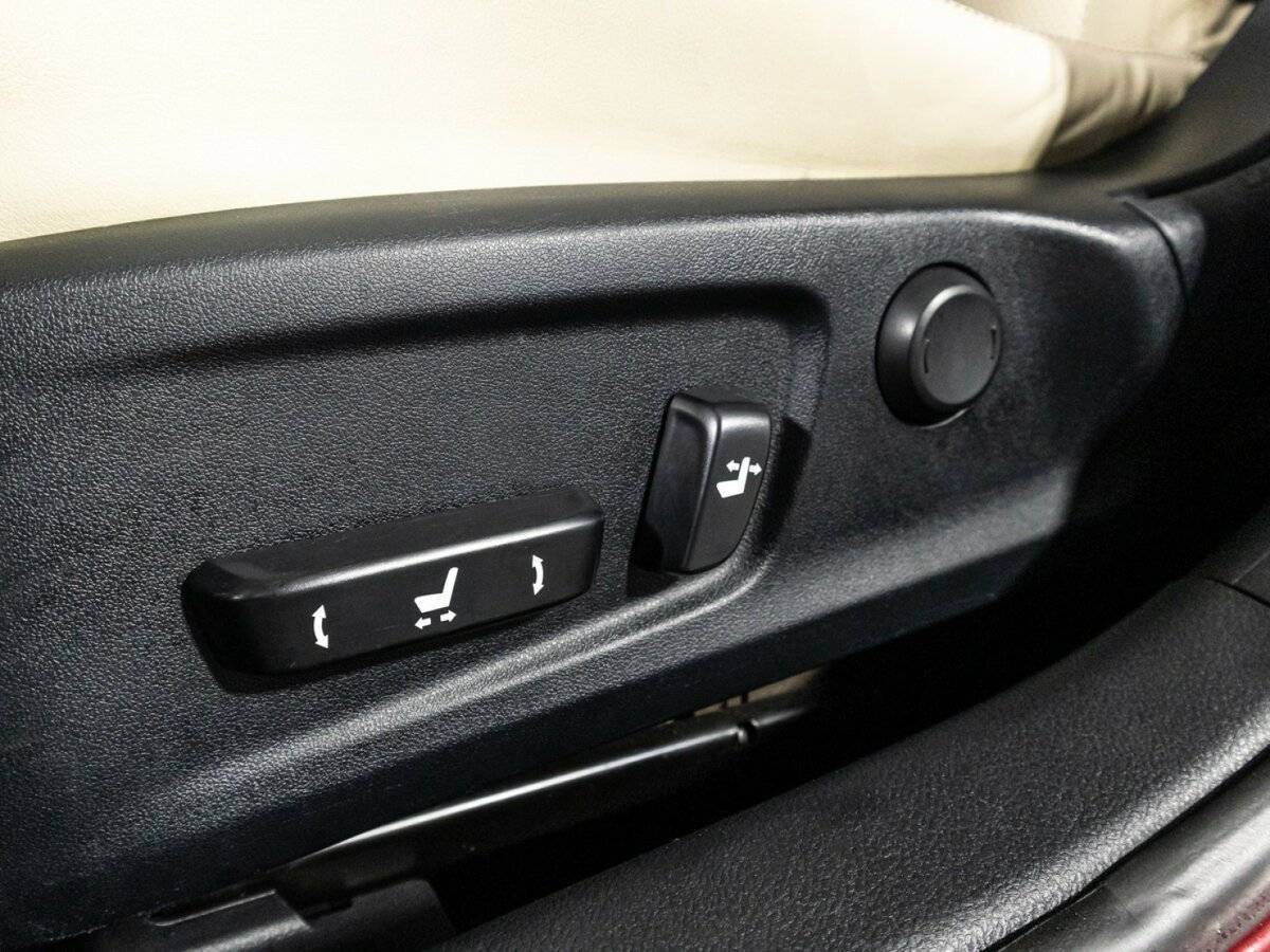 Купить Lexus IS с пробегом. Фото: #15