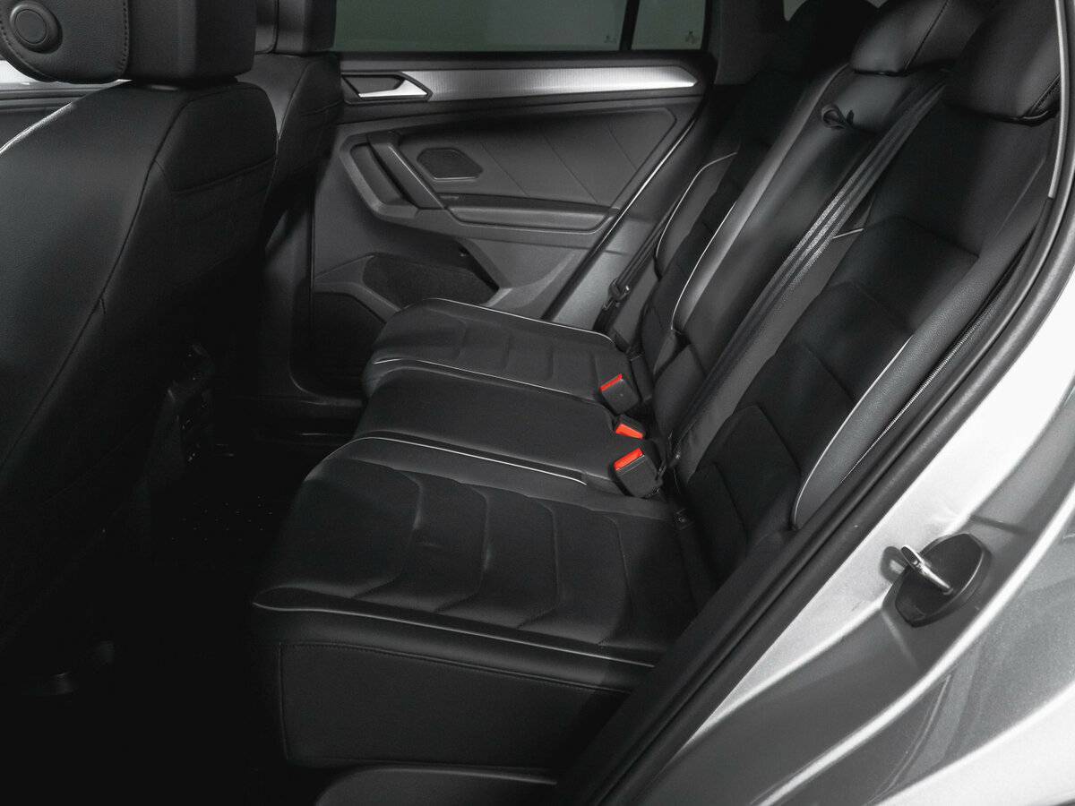 Купить Volkswagen Tiguan с пробегом. Фото: #9