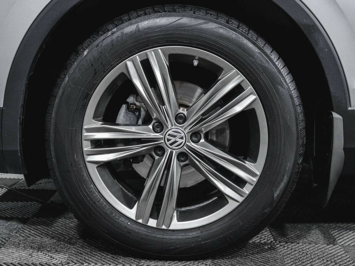 Купить Volkswagen Tiguan с пробегом. Фото: #14