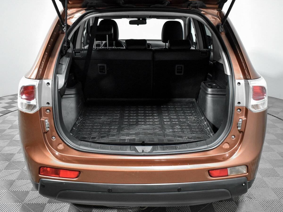 Продажа Б/У Митсубиши Оутлэндер. Фото: #17