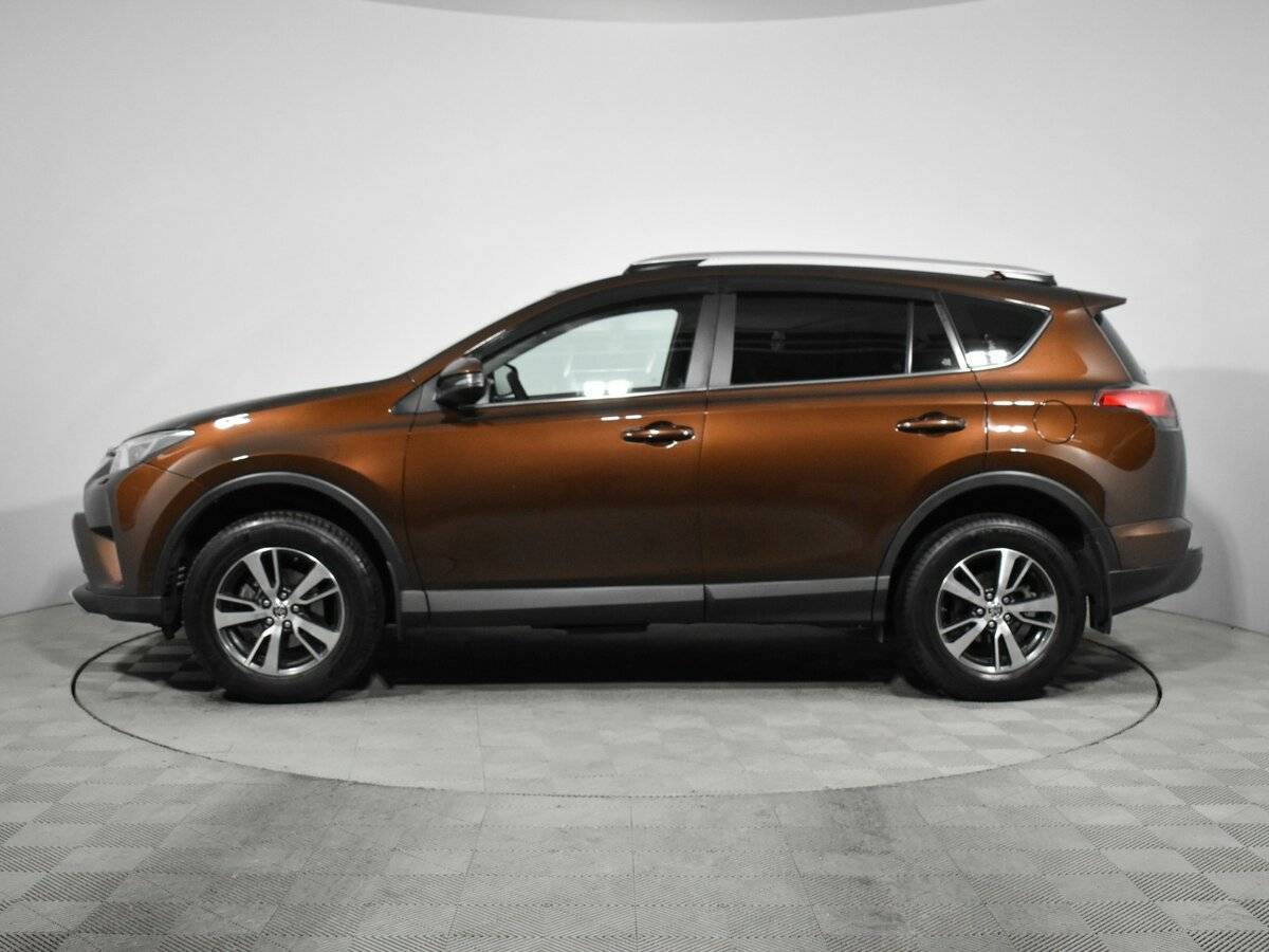 Купить Toyota RAV4 с пробегом. Фото: #3