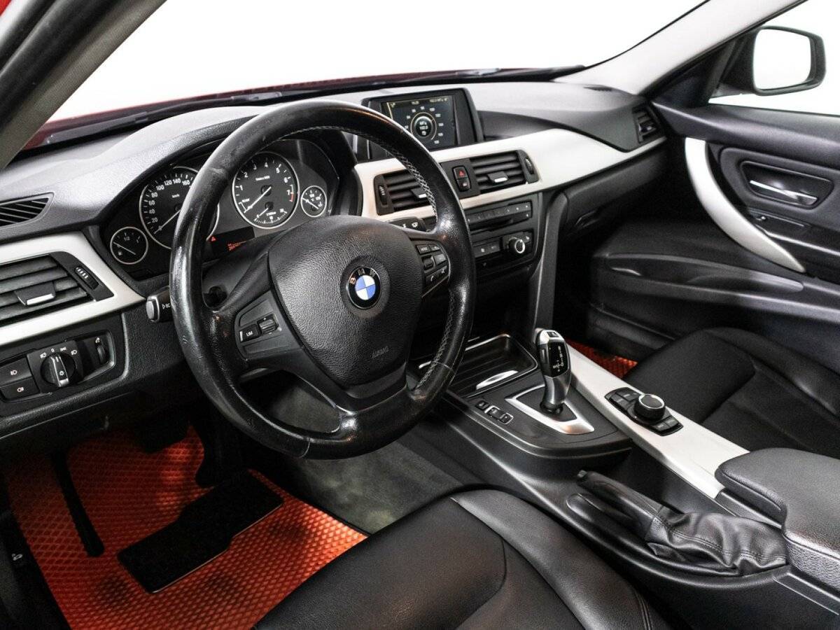 Купить BMW 3 серии с пробегом. Фото: #10