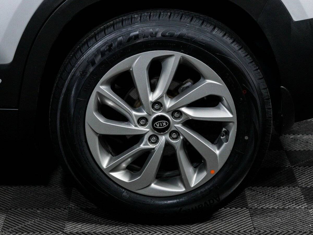 Купить Kia Seltos с пробегом. Фото: #14