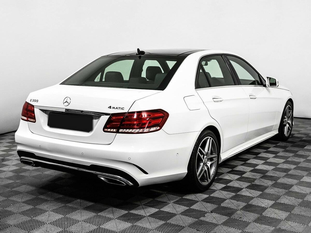 Купить Mercedes-Benz E-Класс с пробегом. Фото: #4