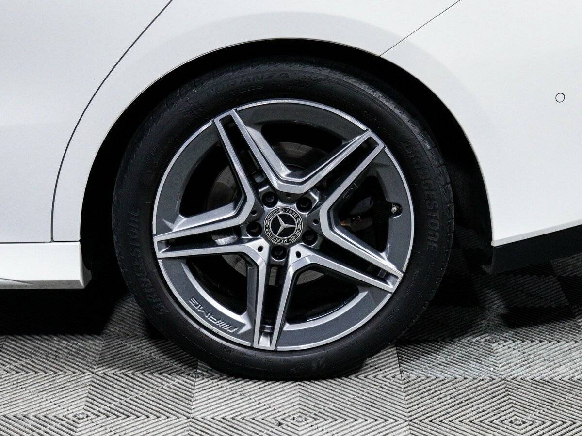 Купить Mercedes-Benz CLA с пробегом. Фото: #10