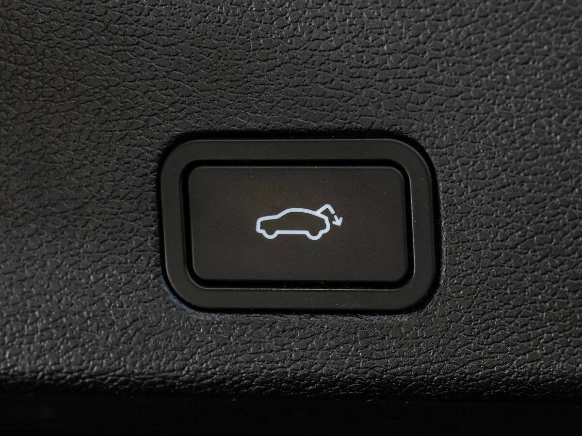 Купить Geely Tugella с пробегом. Фото: #18