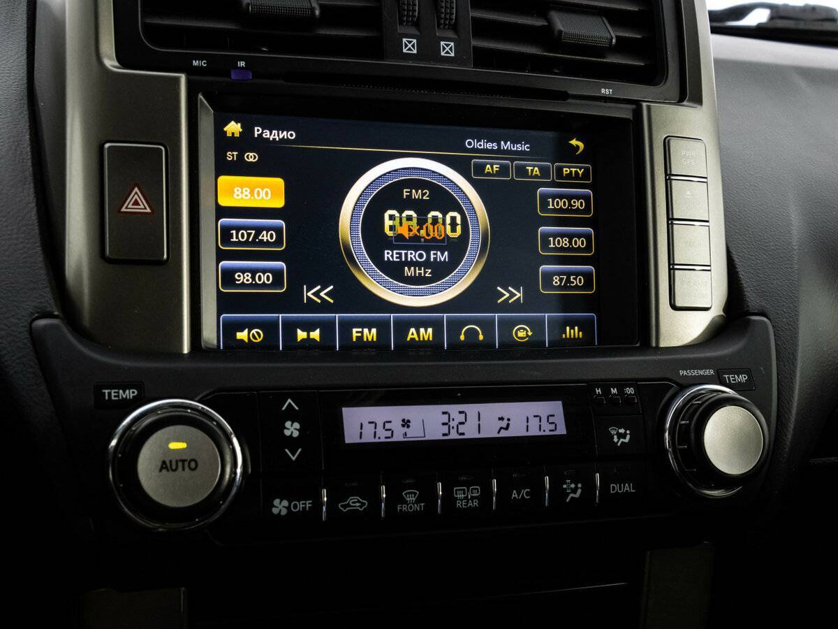 Купить Toyota Land Cruiser Prado с пробегом. Фото: #14