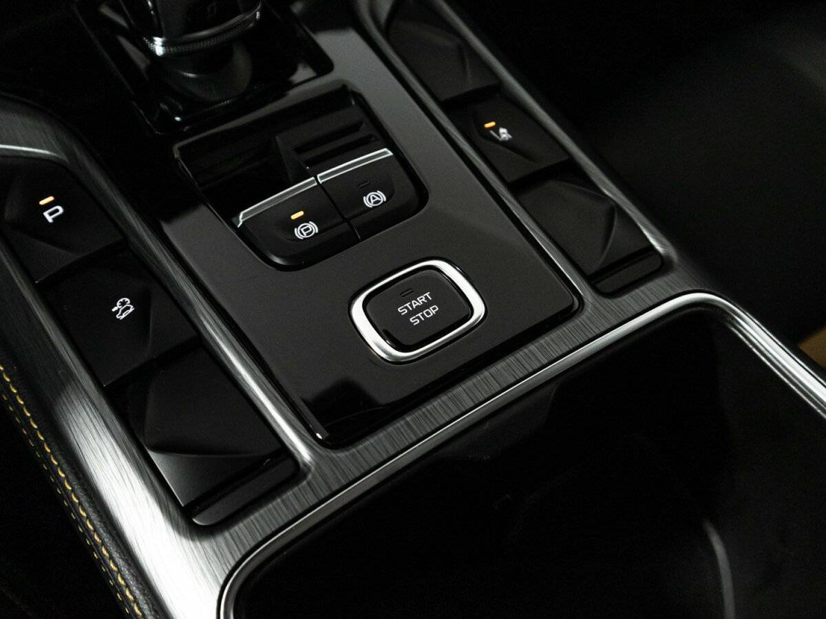 Купить FAW Bestune T77 с пробегом. Фото: #17