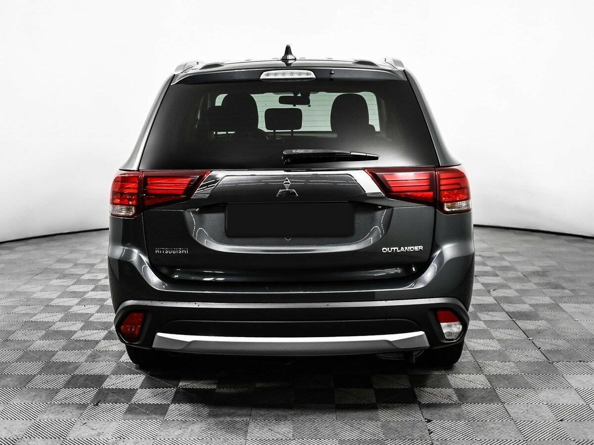 Купить Mitsubishi Outlander с пробегом. Фото: #5
