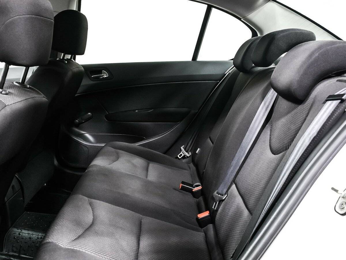 Продажа Б/У Пежо 408. Фото: #12