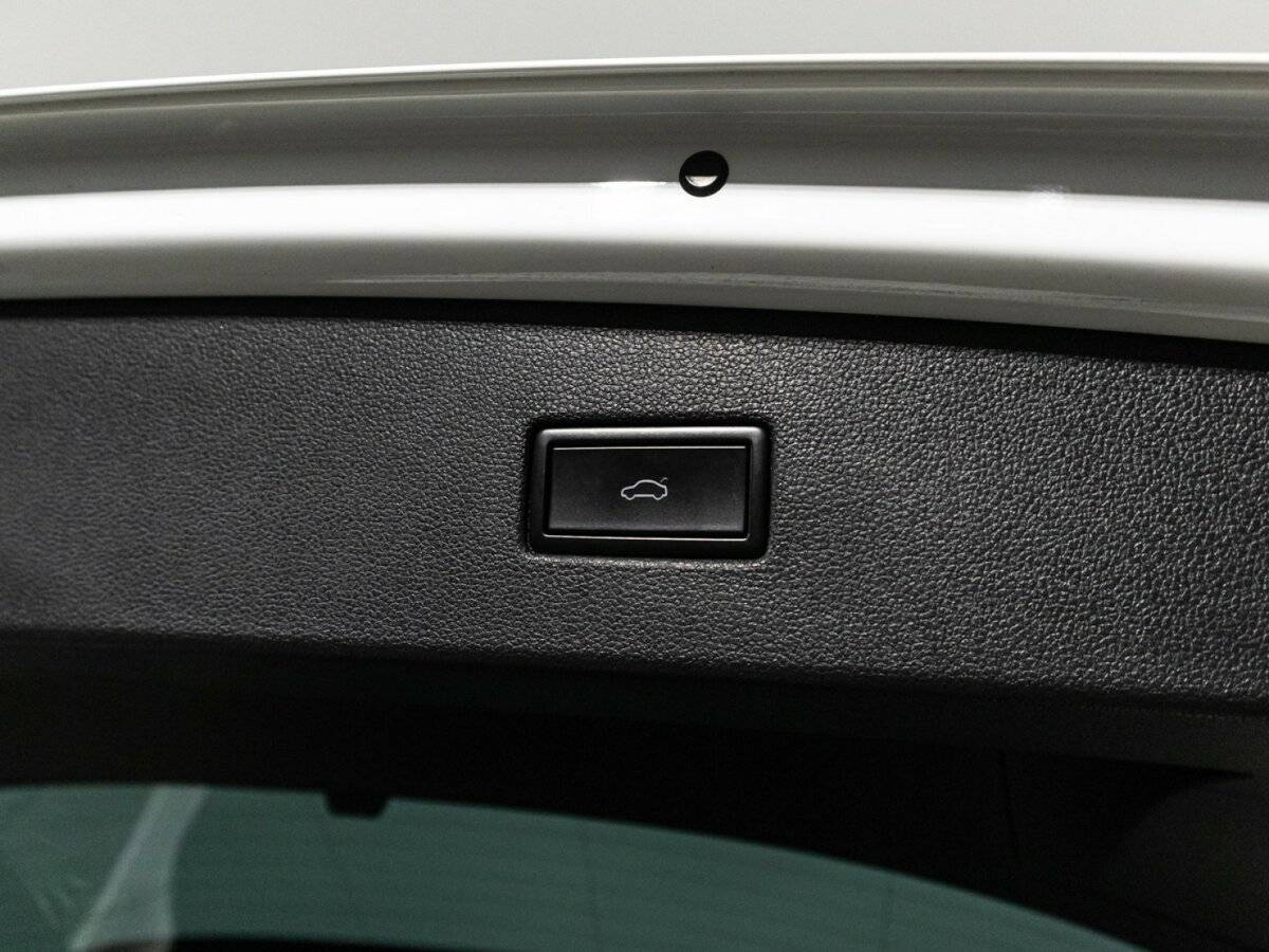 Купить Volkswagen Tiguan с пробегом. Фото: #14