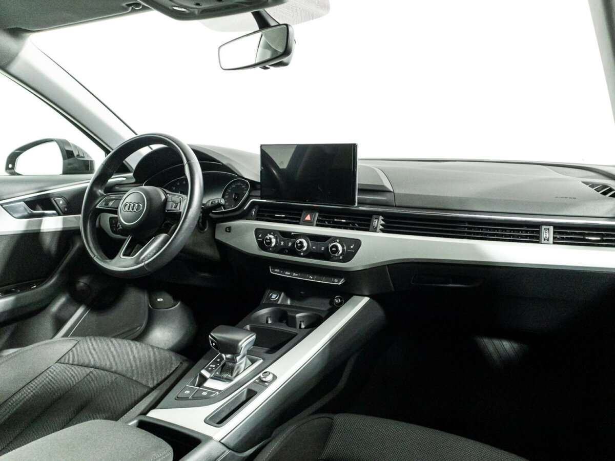 Купить Audi A4 с пробегом. Фото: #8