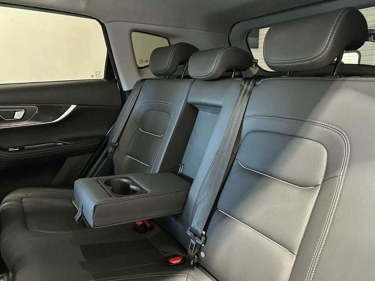 Купить Chery Tiggo 7 Pro Max с пробегом. Фото: #12