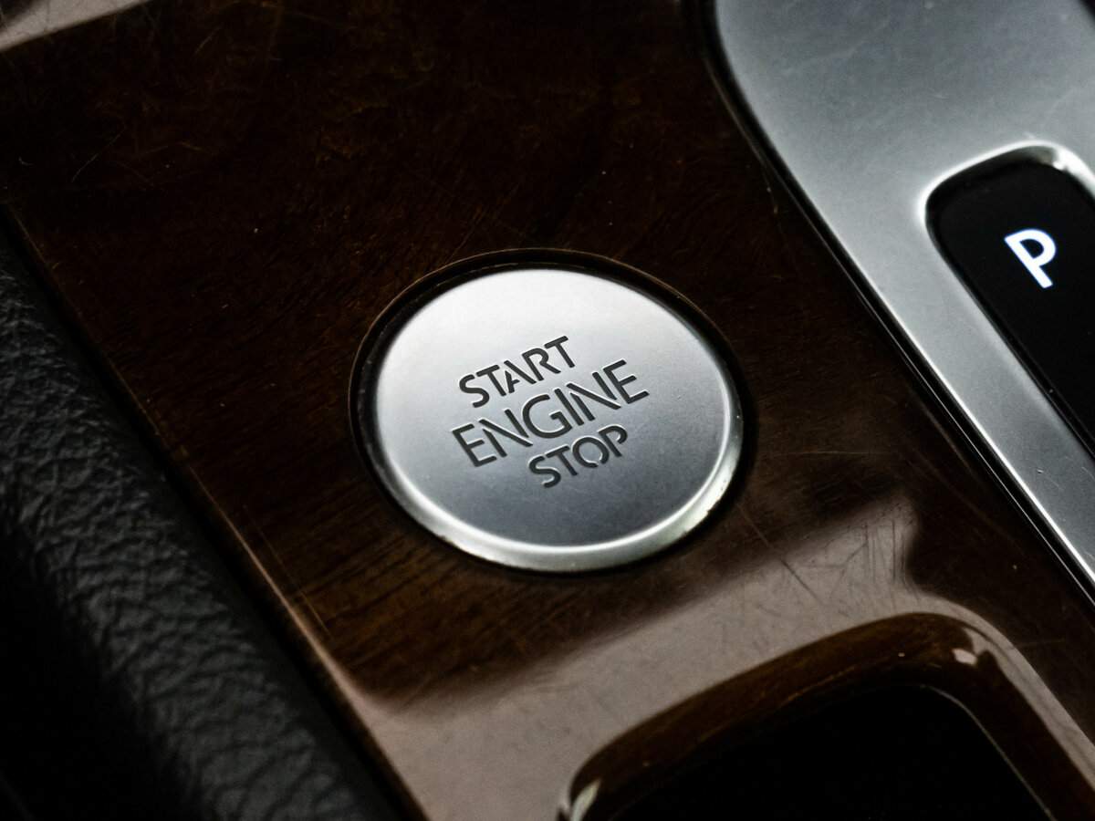 Купить Volkswagen Touareg с пробегом. Фото: #19