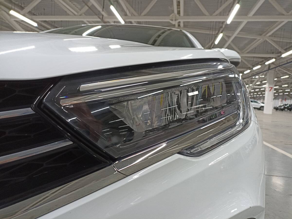 Купить Lada (ВАЗ) Vesta с пробегом. Фото: #16