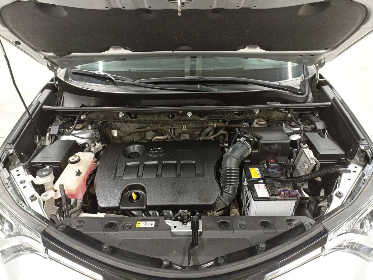 Купить Toyota RAV4 с пробегом. Фото: #8