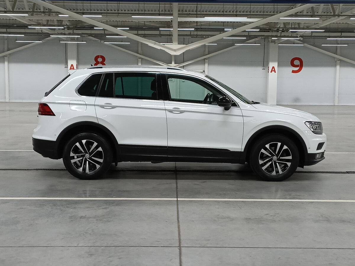 Купить Volkswagen Tiguan с пробегом. Фото: #3