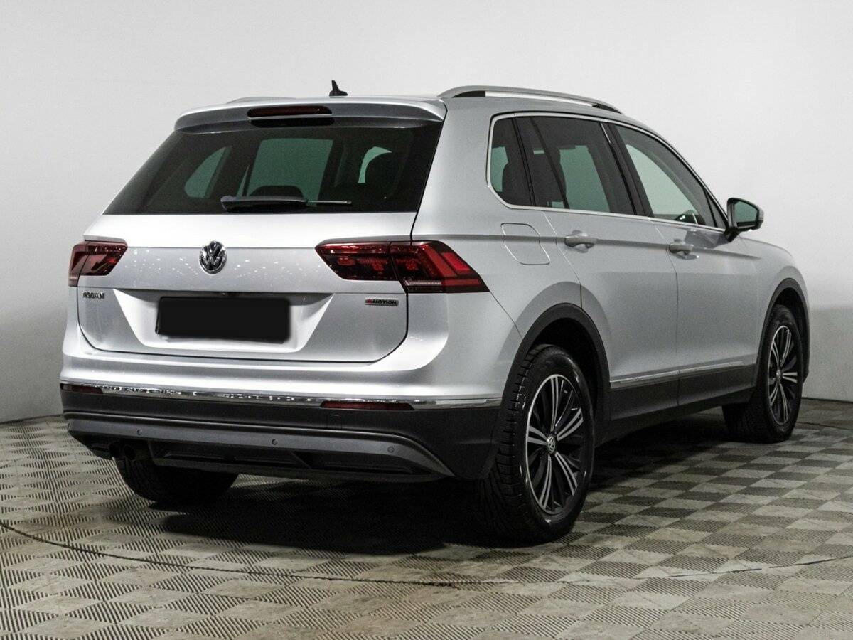 Купить Volkswagen Tiguan с пробегом. Фото: #4