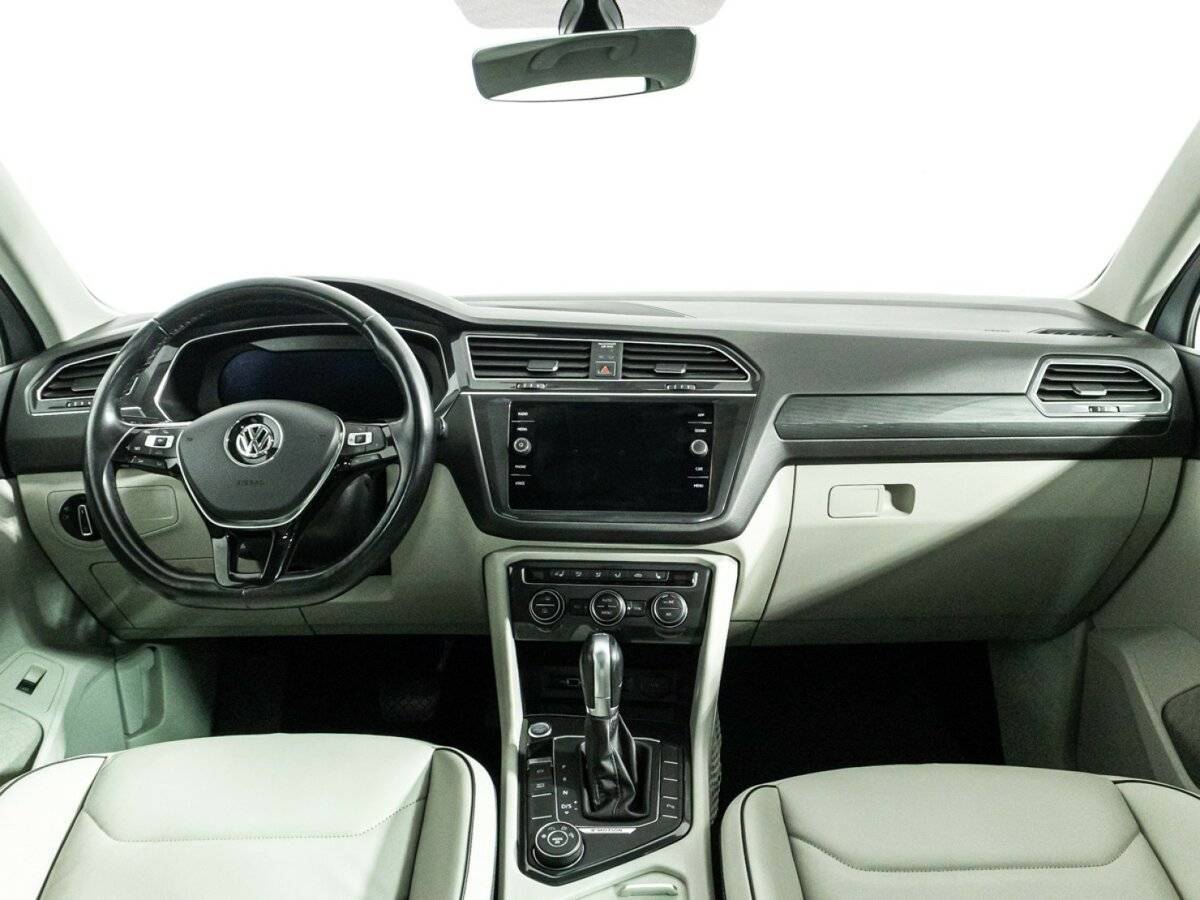 Купить Volkswagen Tiguan с пробегом. Фото: #12