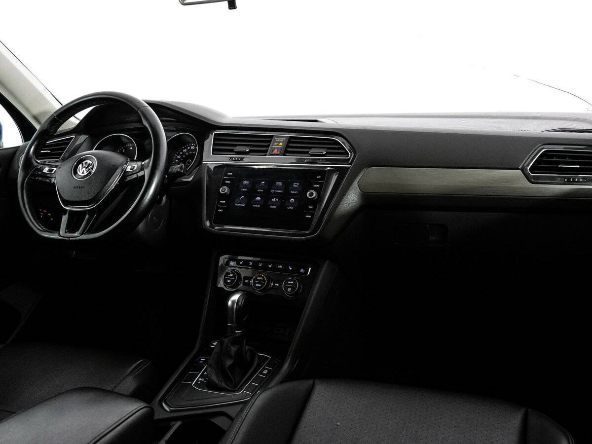 Купить Volkswagen Tiguan с пробегом. Фото: #8