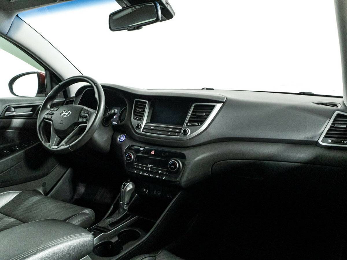 Купить Hyundai Tucson с пробегом. Фото: #8
