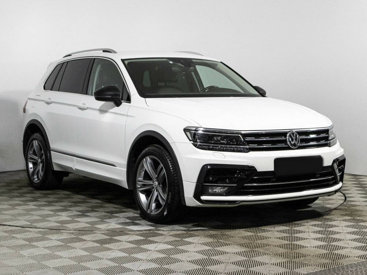 Купить Volkswagen Tiguan с пробегом. Фото: #2