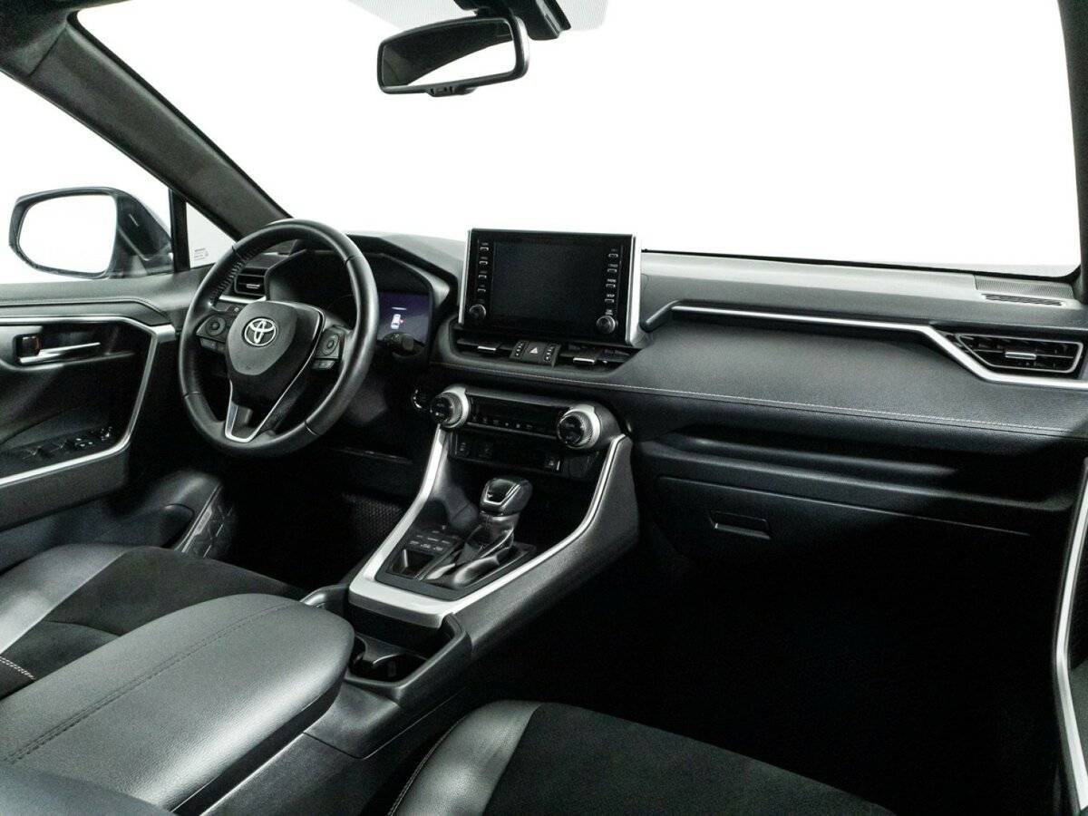 Купить Toyota RAV4 с пробегом. Фото: #8