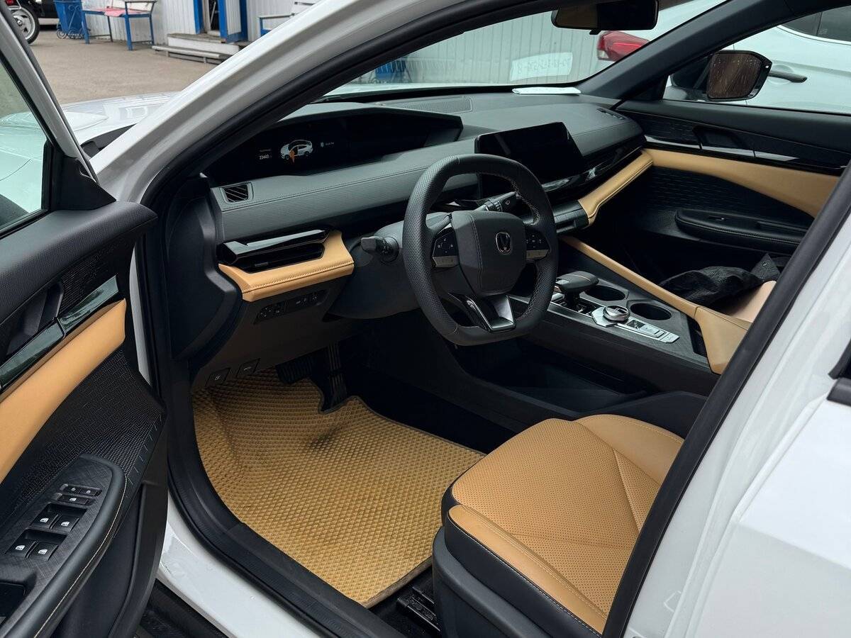 Купить Changan UNI-V с пробегом. Фото: #12