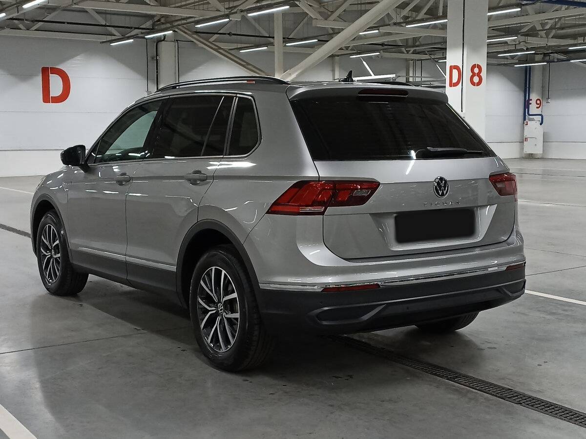 Купить Volkswagen Tiguan с пробегом. Фото: #6