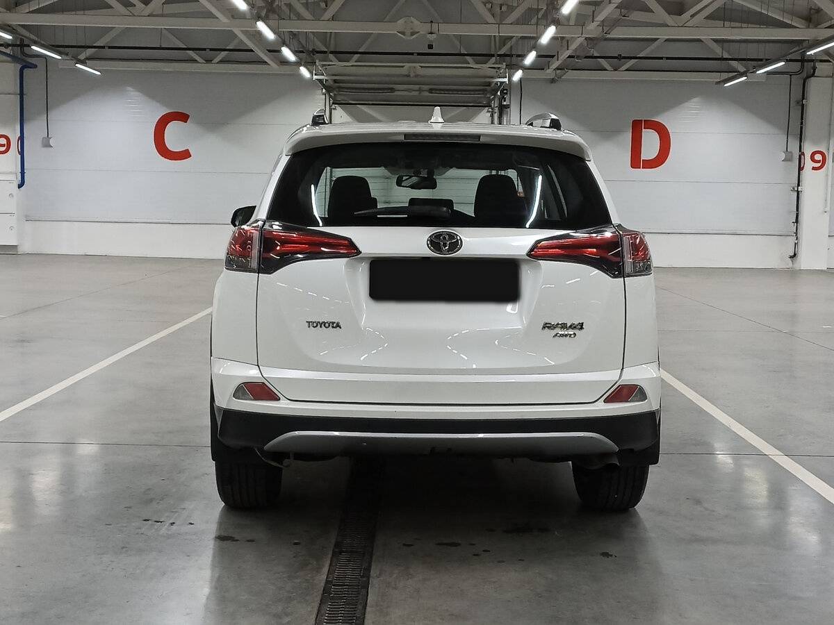 Купить Toyota RAV4 с пробегом. Фото: #5