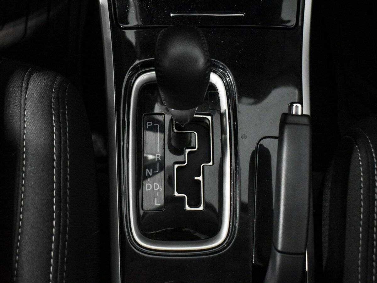 Купить Mitsubishi Outlander с пробегом. Фото: #10