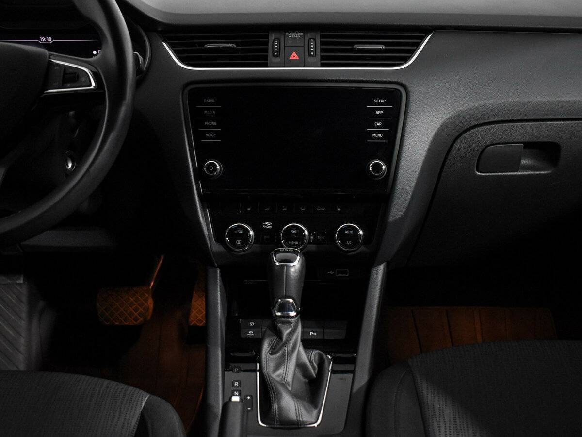 Купить Skoda Octavia с пробегом. Фото: #13