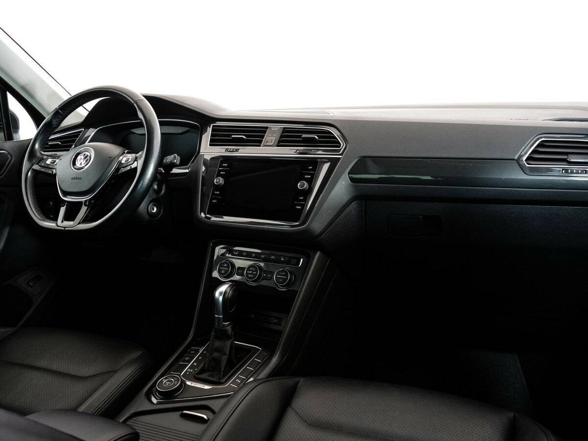 Купить Volkswagen Tiguan с пробегом. Фото: #8