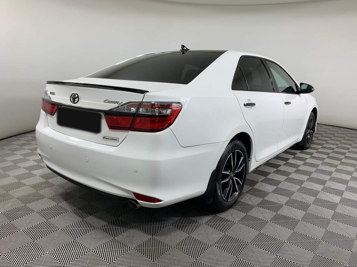 Купить Toyota Camry с пробегом. Фото: #4