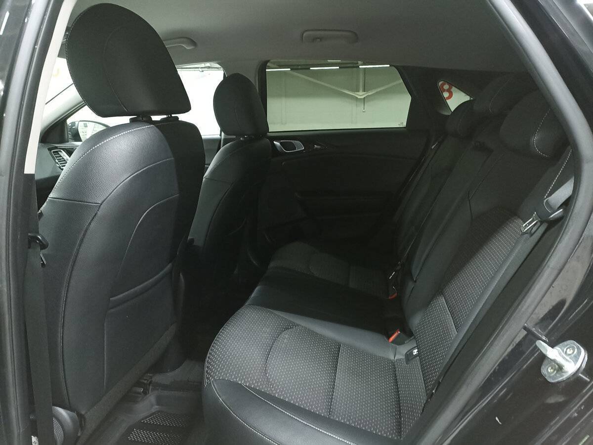 Купить Kia Ceed с пробегом. Фото: #11