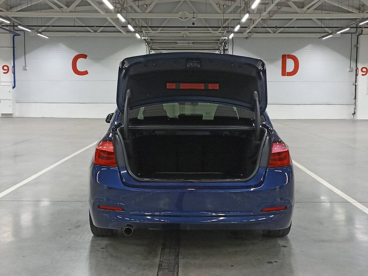 Купить BMW 3 серии с пробегом. Фото: #9