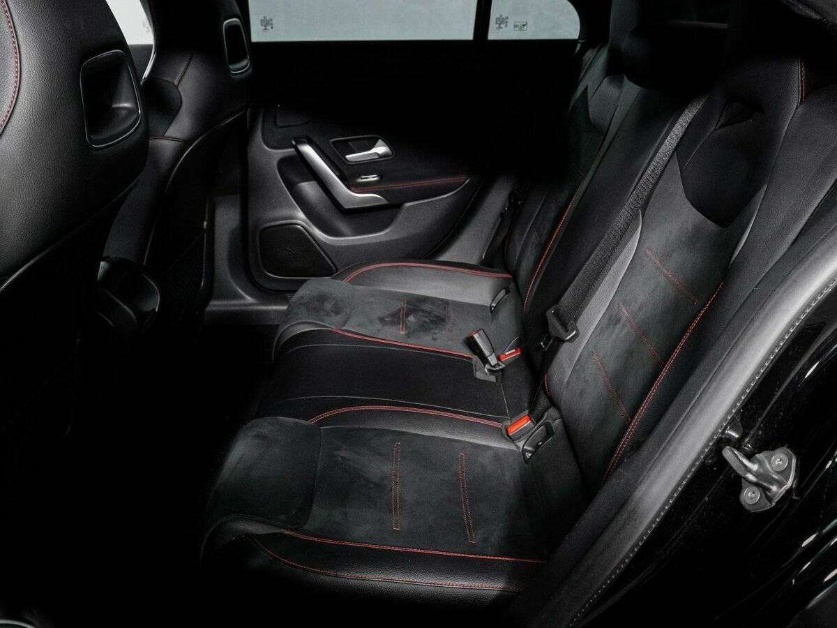 Купить Mercedes-Benz CLA с пробегом. Фото: #9