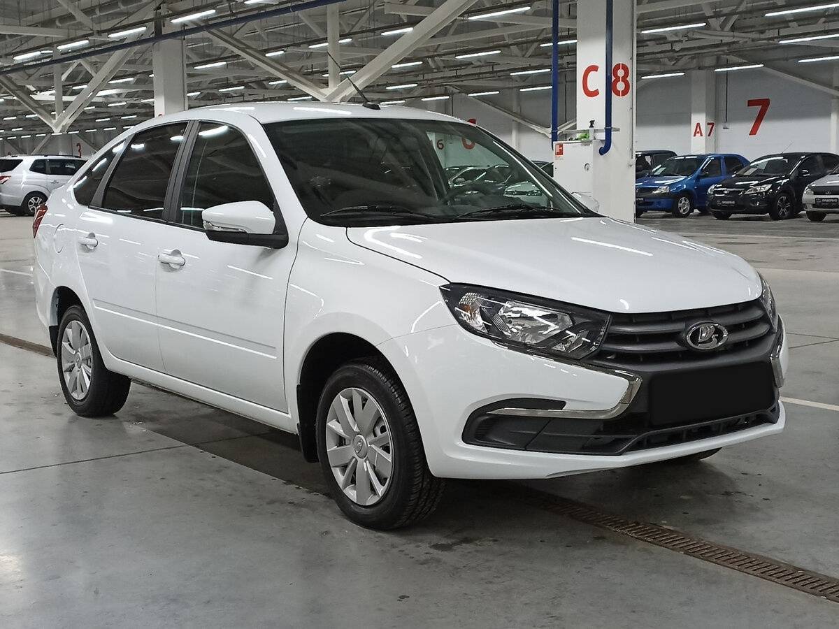 Купить Lada (ВАЗ) Granta с пробегом. Фото: #2