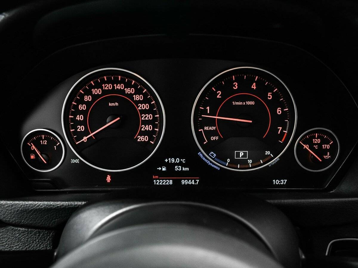 Купить BMW 3 серии с пробегом. Фото: #9