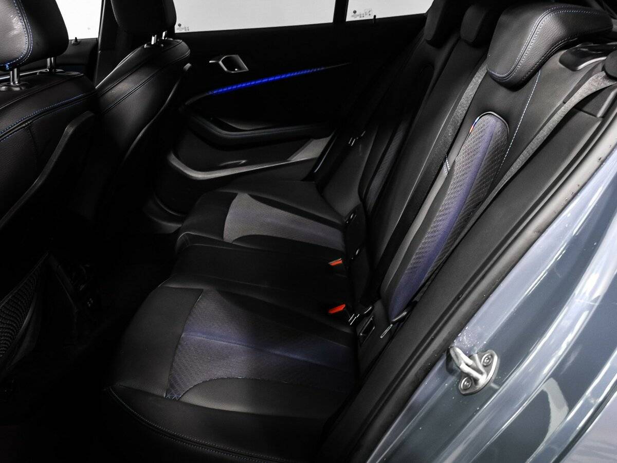 Купить BMW 1 серии с пробегом. Фото: #12