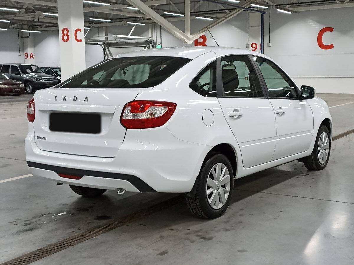 Купить Lada (ВАЗ) Granta с пробегом. Фото: #4