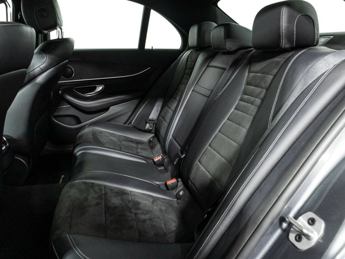 Купить Mercedes-Benz E-Класс с пробегом. Фото: #9