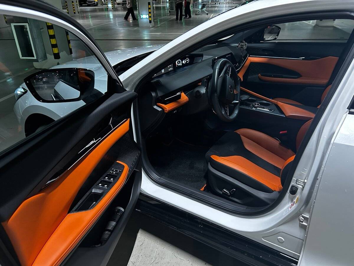 Купить Changan UNI-V с пробегом. Фото: #8